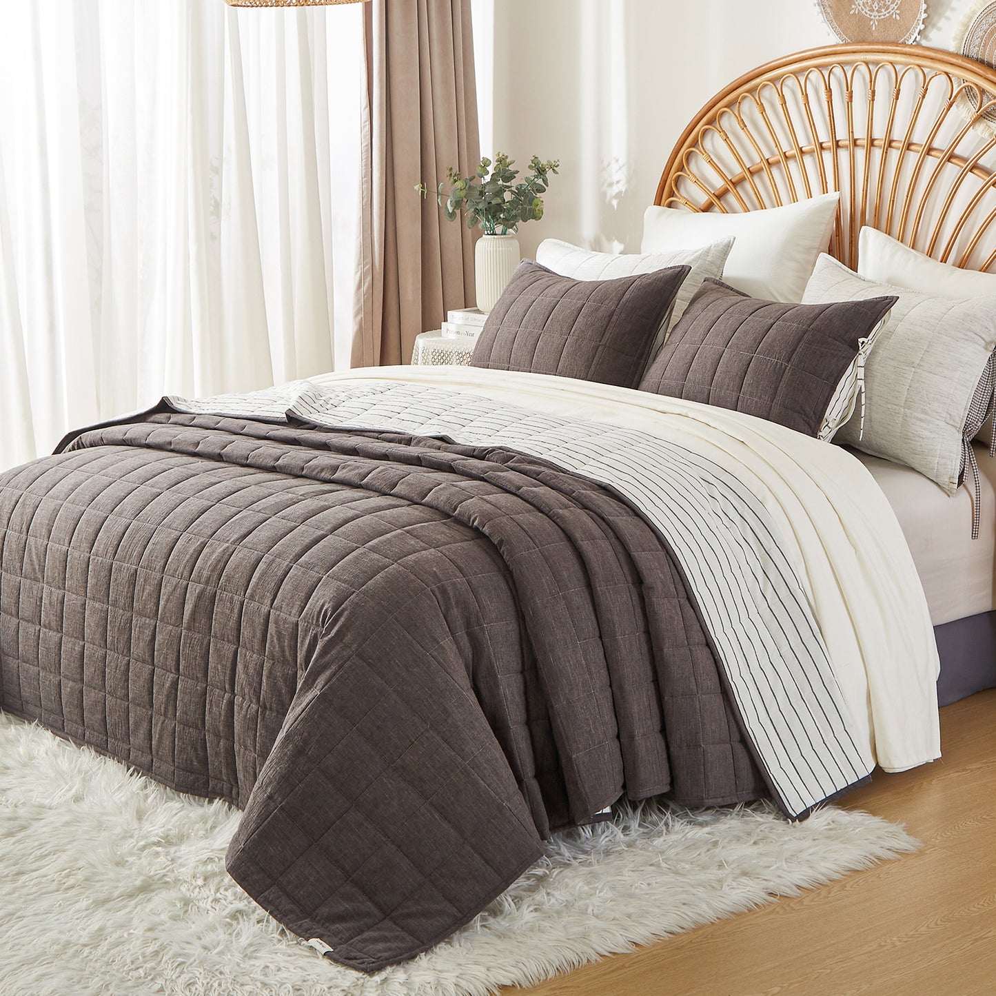 Softpage Quilt set Cotton Linen Dark Grey Classic Stripe Bed Spreads