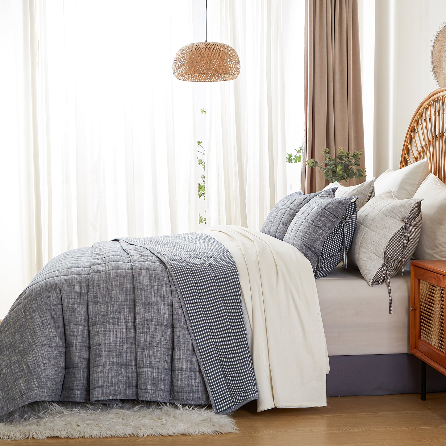 Softpage Quilt set 100% Washed Cotton Denim blue Classic Stripe Bed Spreads